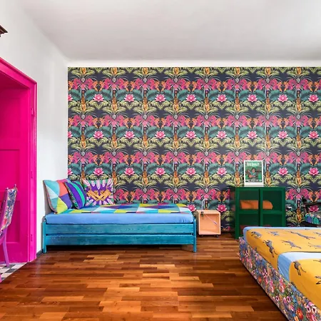 Daire Charming Funky In Center Of Split